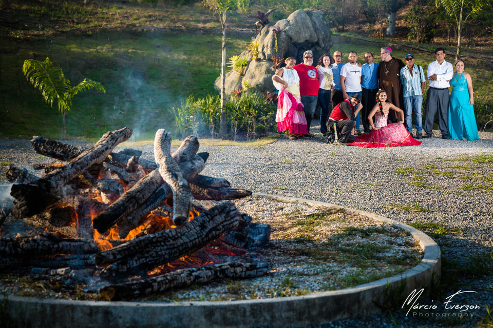 Missa Campal pelo dia de Nossa Sr.ª Aparecida - Capela Santa Sara Kali