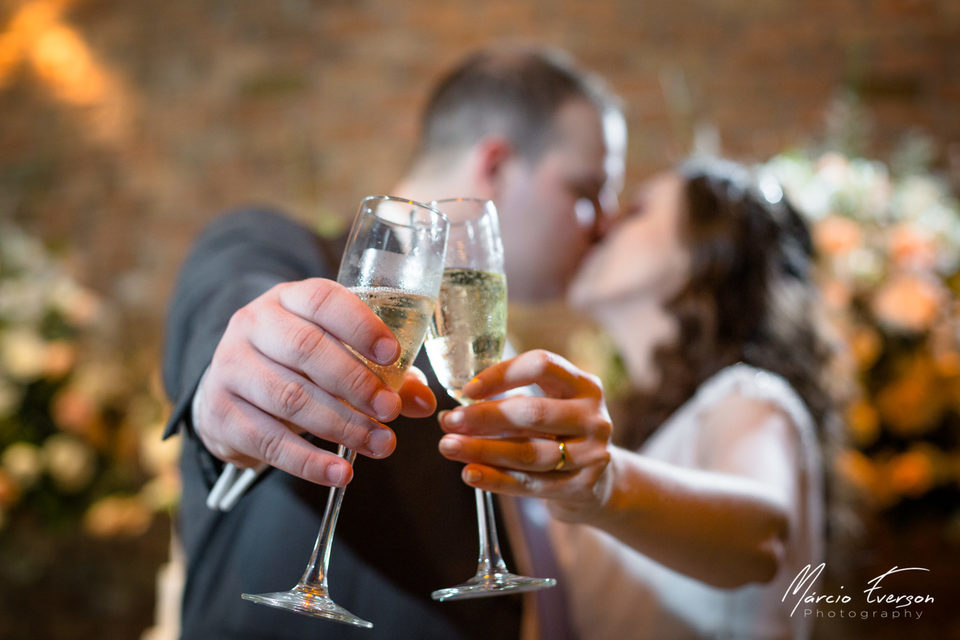 Casamento de Vivian Scarpi e Matheus Meott